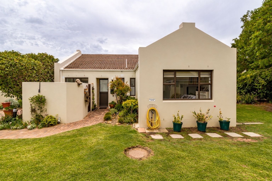 2 Bedroom Property for Sale in Bizweni Western Cape